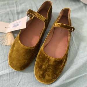 Shop Doen- Mary Jane slipper gold new